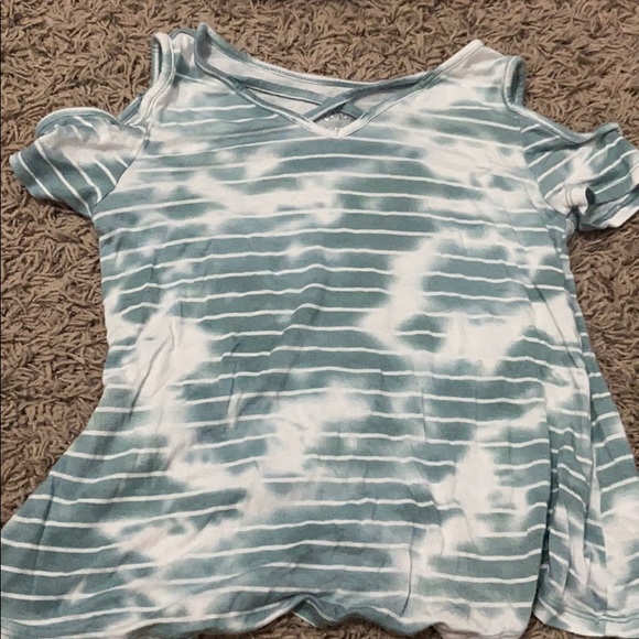 off the shoulder bundle! - Picture 2 of 2